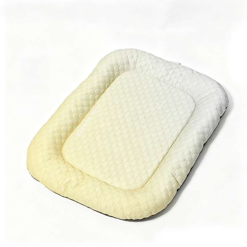 🥳2026 HOT SALE🥳50K+ SOLD!🐶❄️ 50% OFF! Cooling Gel Mat for Pets – No refrigeration needed, instant heat relief. Breathable, non‑toxic. Helps pets sleep cool all summer! 🌿✨